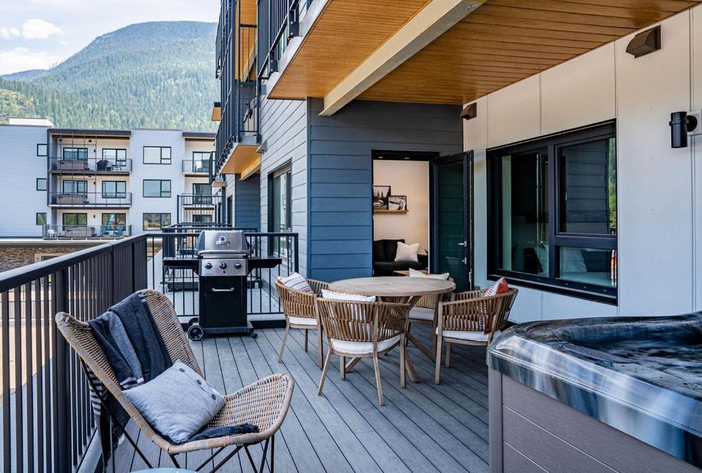 Appartamento Ghost Peak By Revelstoke Vacations Esterno foto